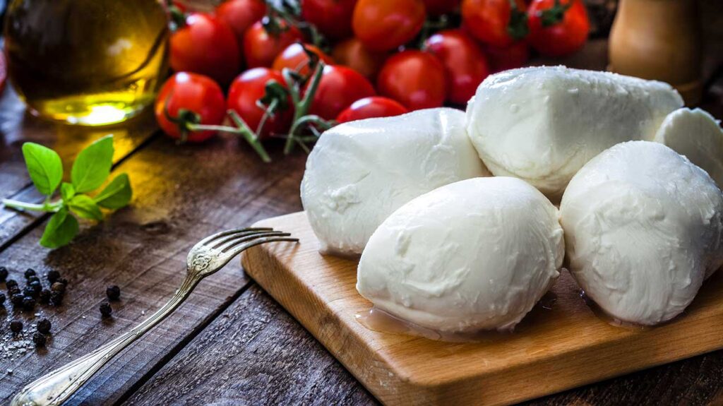 examples of low fat cheese for healthy eating