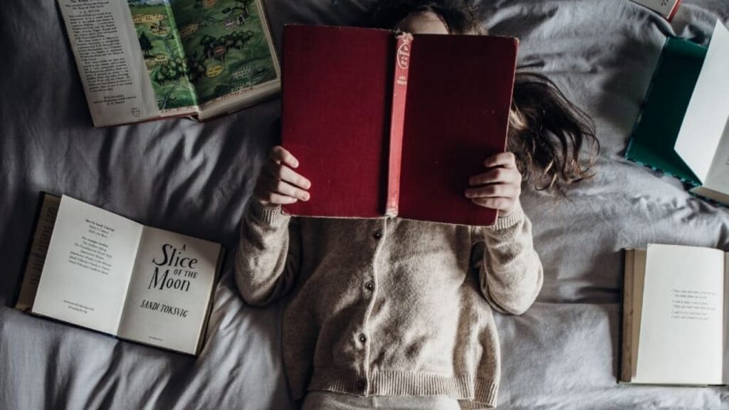 examples of morals for short stories that inspire change