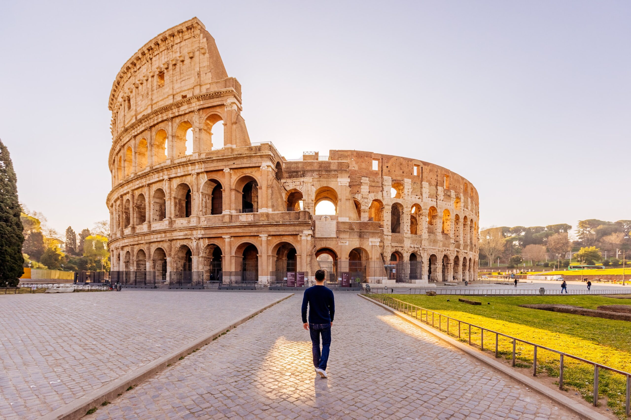 examples of roman architecture that shaped history scaled