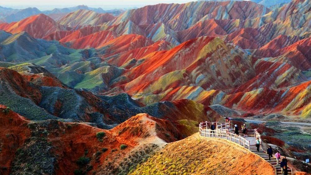 incredible examples of unique rock formations around the world