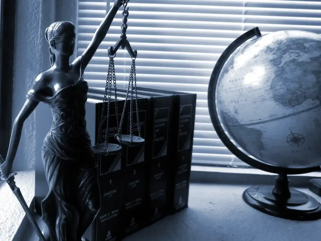 reasons to file a complaint against an attorney