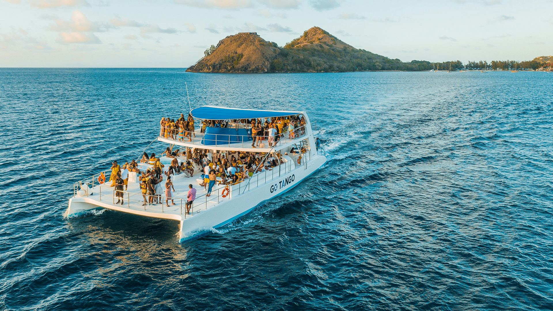 yacht rock examples that define the genres smooth sound